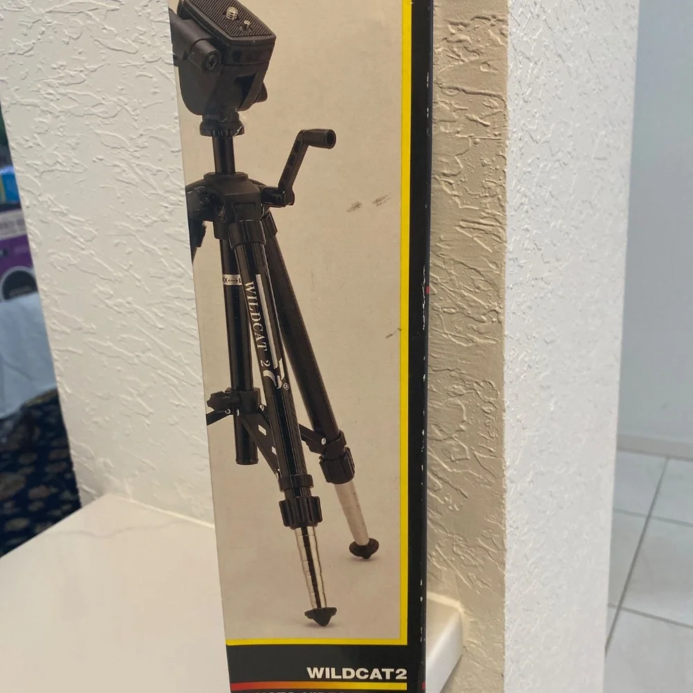 Phoenix Wildcat2 Photo/Video Tripod